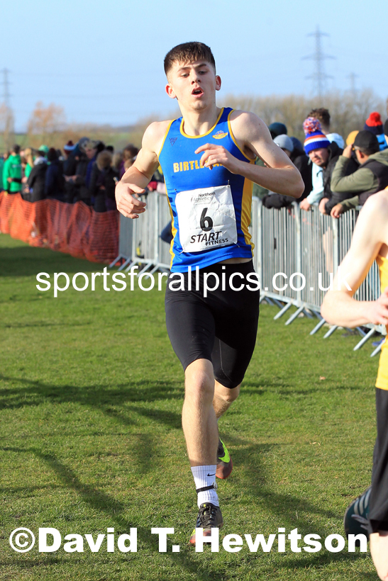 Mens under-17s 2022 Northern Cross Country Champs., Pontefract. Photo: David T. Hewitson/Sports for All Pics